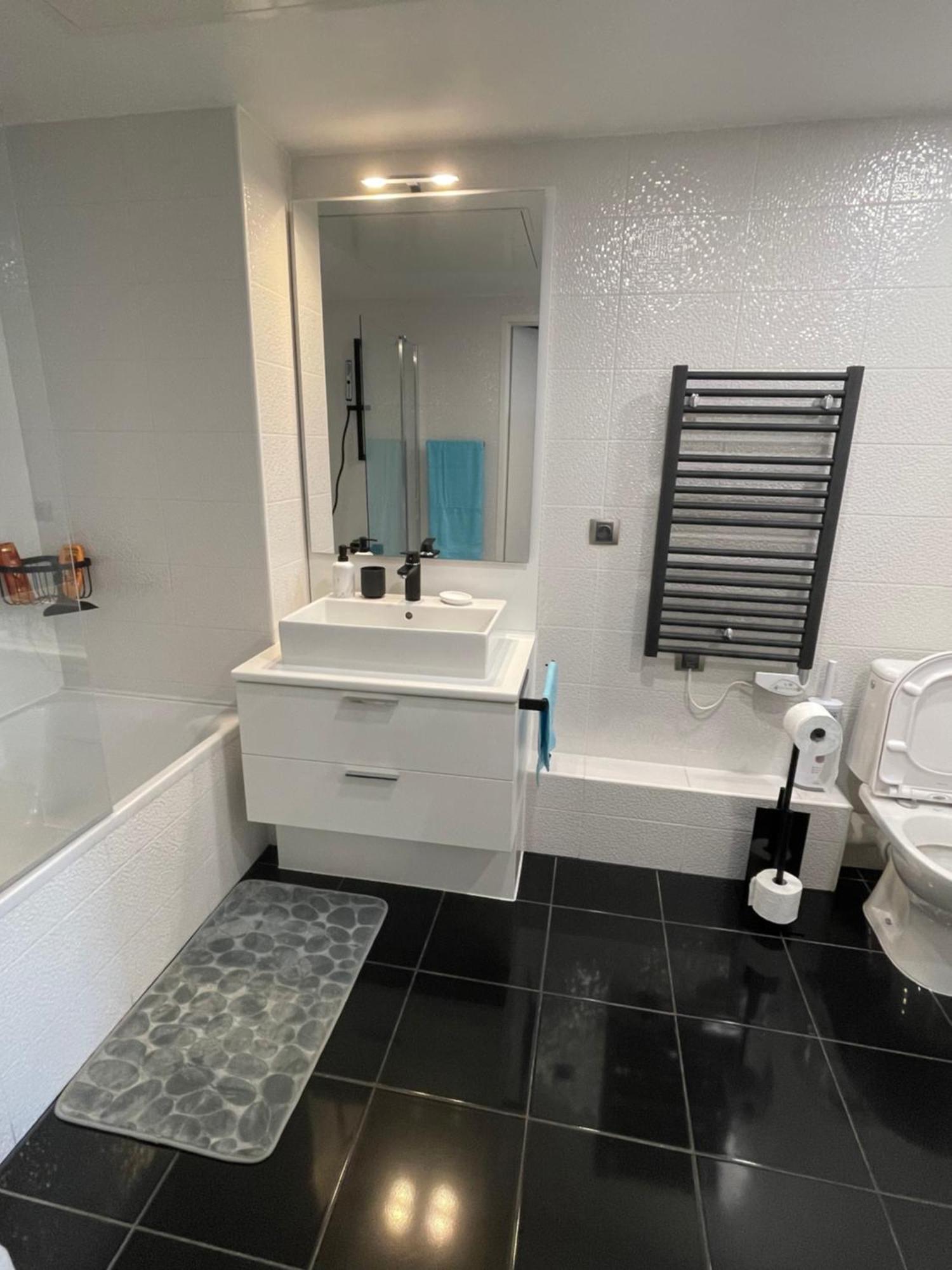 Prado Plage David - Stade Velodrome - Parc Chanot - Luxury Apartment By The Sea Marseille Ngoại thất bức ảnh
