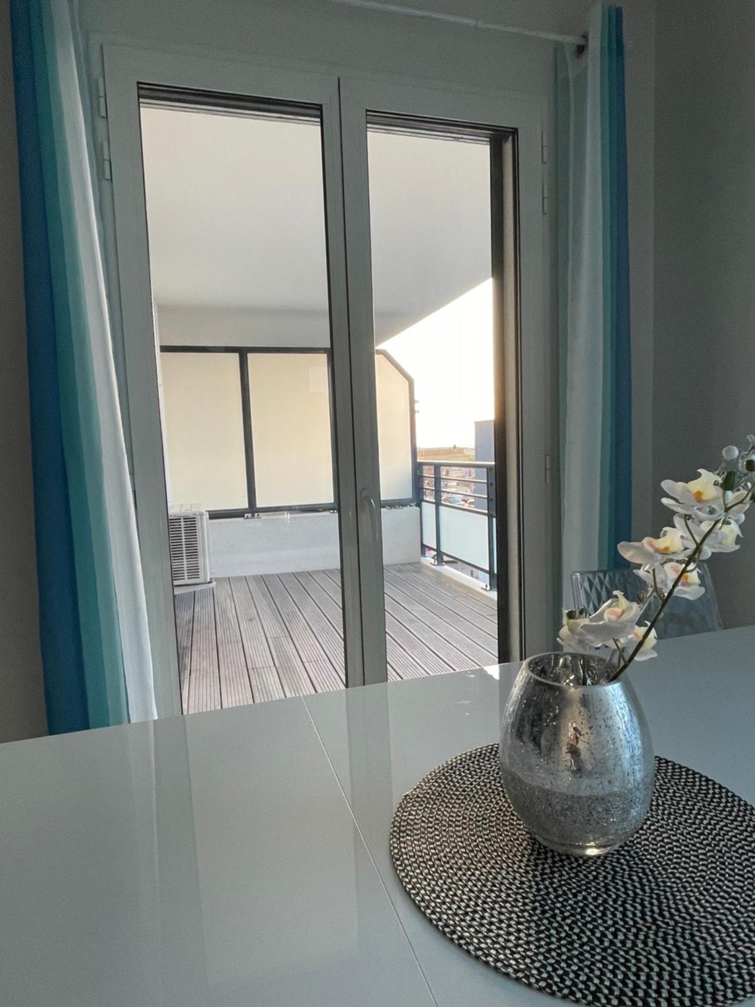 Prado Plage David - Stade Velodrome - Parc Chanot - Luxury Apartment By The Sea Marseille Ngoại thất bức ảnh