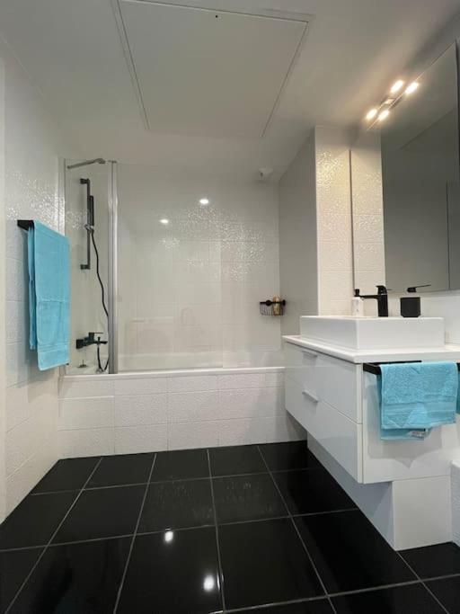 Prado Plage David - Stade Velodrome - Parc Chanot - Luxury Apartment By The Sea Marseille Ngoại thất bức ảnh